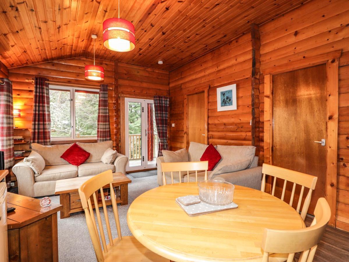 Rowan Lodge Strathpeffer Bagian luar foto