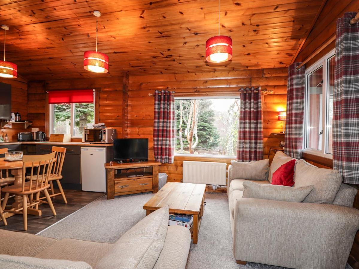 Rowan Lodge Strathpeffer Bagian luar foto